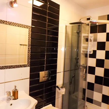 Bed and Breakfast Rycerz 3*